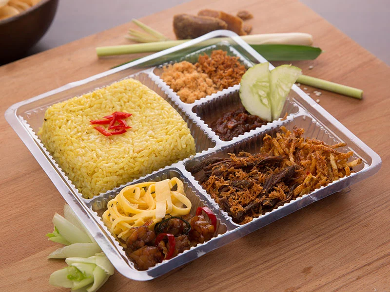 salah satu tips memilih catering nasi box adalah memperhatikan kebersihan dan rasa